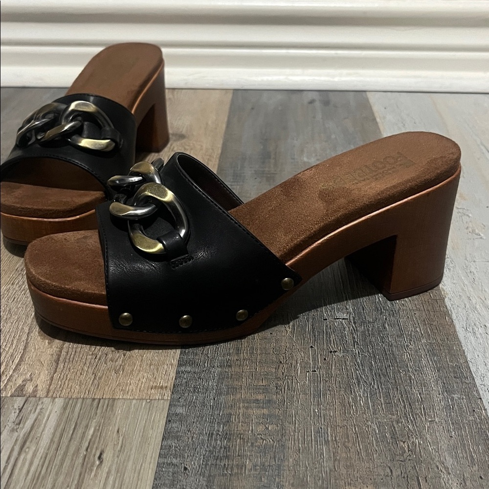 Jem Footbeds White Mountain Women’s retro clog heel nailed stud detail Sz 7M